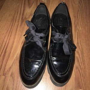 Cleaning out closet hardly wear, dusty is all